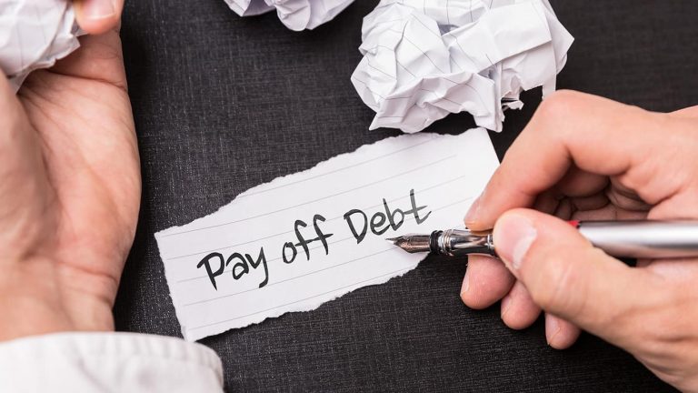 3 Common Mistakes You Might Be Making While Paying off Debt